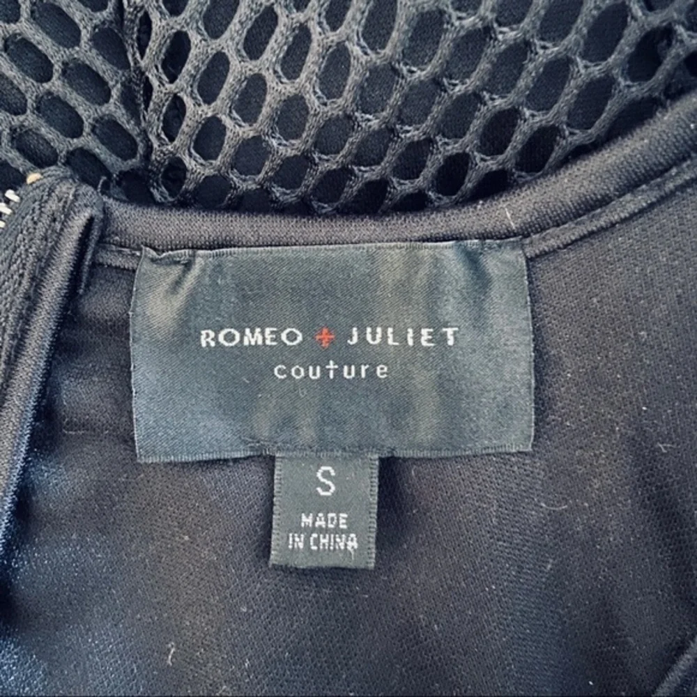 Romeo & Juliet Couture Solid Mesh Hollowed Sleeveless Dress - Picture 7 of 8